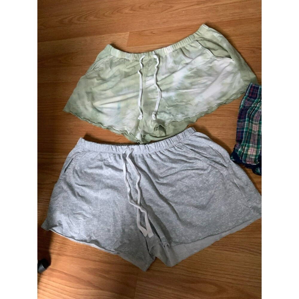 Lot X2  C&C California Lounge Shorts Tie Dye Drawstring Soft Fabric  Medium